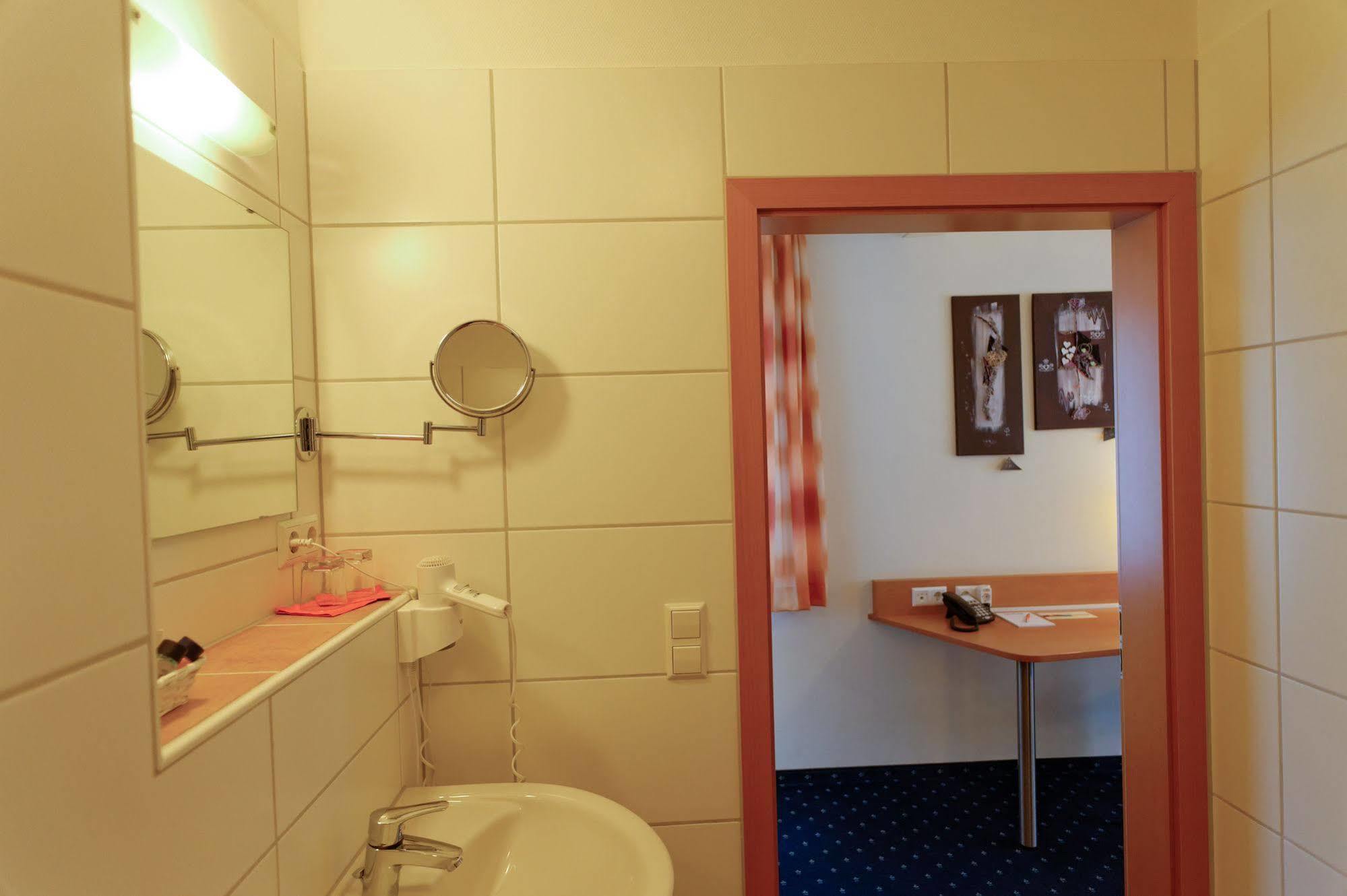 Hotel Restaurant Talblick Bad Ditzenbach Luaran gambar